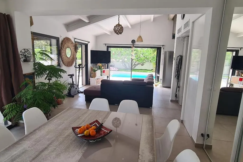 Villa Au Calme Avec Piscine, 600 M De La Mer Saint-Raphaël 0*,